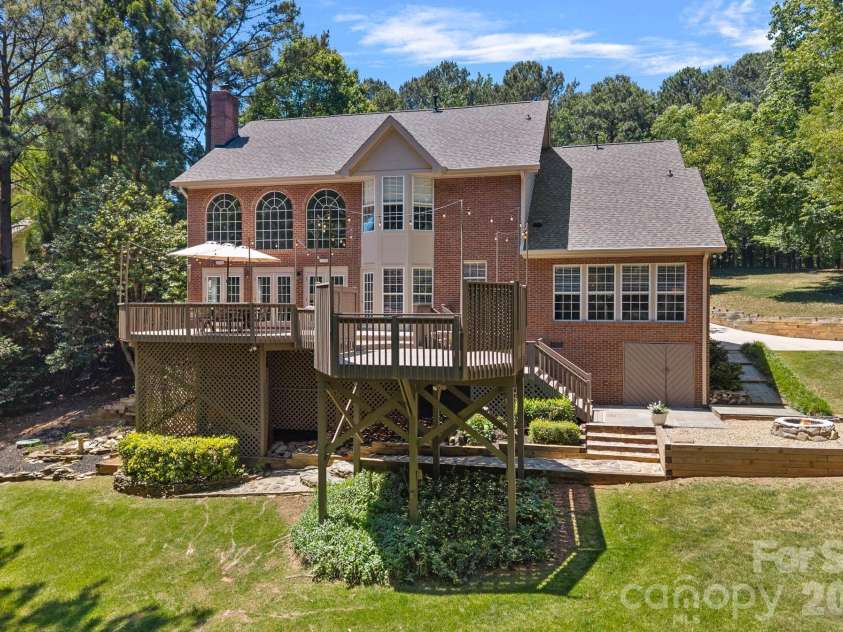 192 Sunrise Circle, Mooresville, NC 28117.  MLS# CAR4384402, YatesRealty ID 28368. 