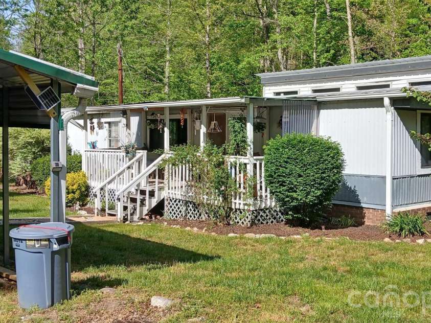 4230 Chimney Rock Road, Hendersonville, NC 28792.  MLS# CAR4309890, YatesRealty ID 2837. 