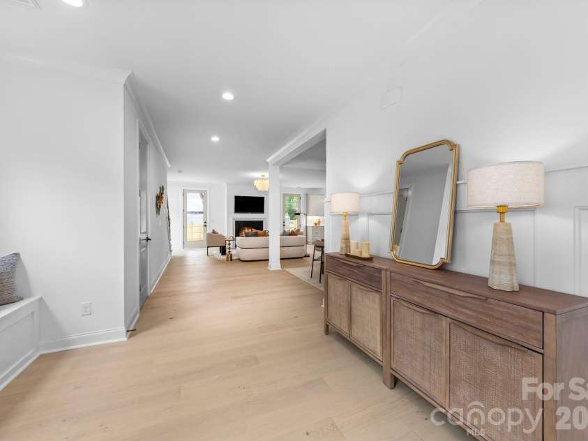 2763 Parkway Avenue, Charlotte, NC 28208.  MLS# CAR4381125, YatesRealty ID 28370. 
