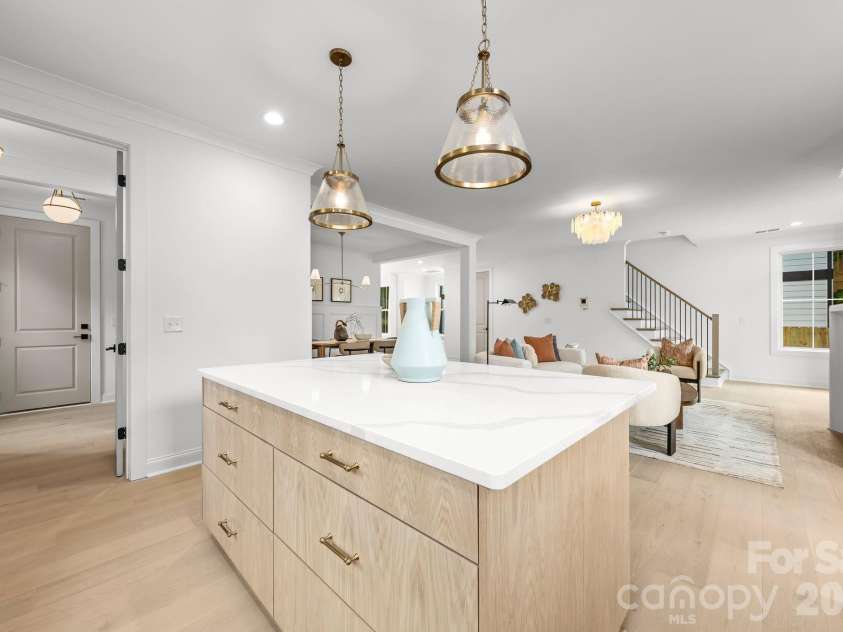 2763 Parkway Avenue, Charlotte, NC 28208.  MLS# CAR4381125, YatesRealty ID 28370. 