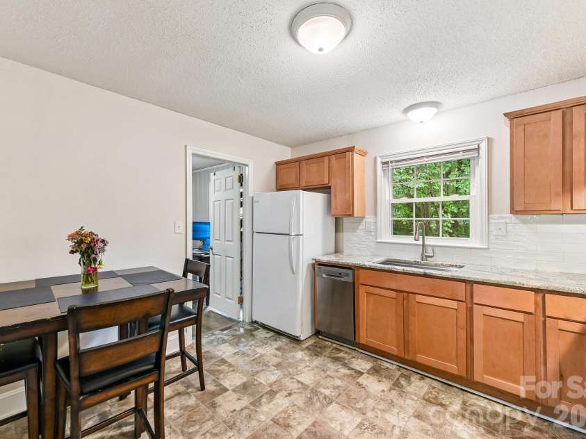 933 Clanton Road, Charlotte, NC 28217.  MLS# CAR4384837, YatesRealty ID 28371. 