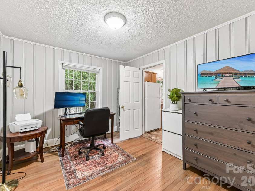 933 Clanton Road, Charlotte, NC 28217.  MLS# CAR4384837, YatesRealty ID 28371. 