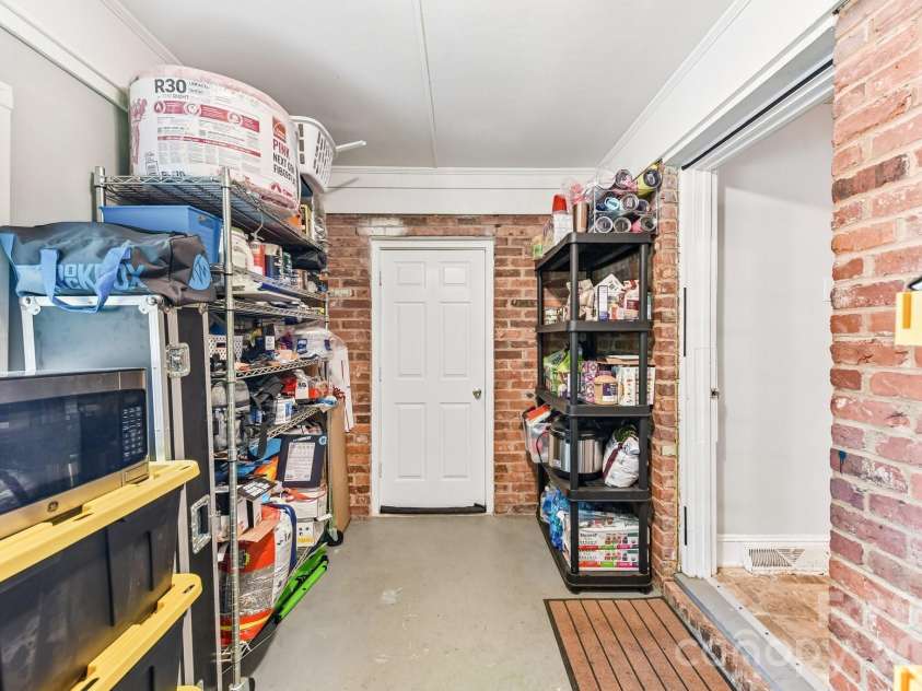 933 Clanton Road, Charlotte, NC 28217.  MLS# CAR4384837, YatesRealty ID 28371. 