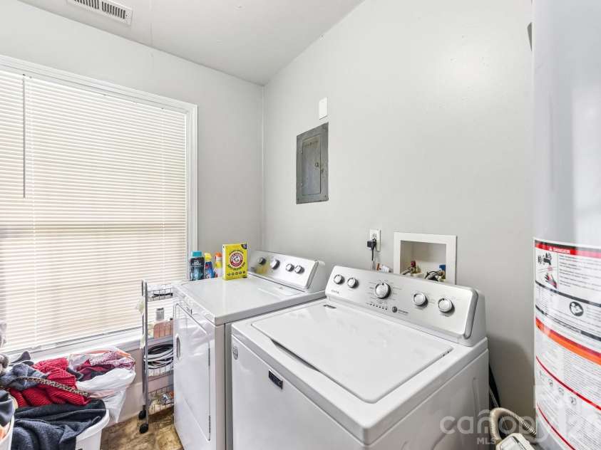 933 Clanton Road, Charlotte, NC 28217.  MLS# CAR4384837, YatesRealty ID 28371. 