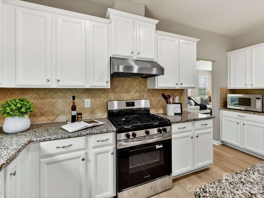9154 Perseverance Drive, Harrisburg, NC 28075.  MLS# CAR4380403, YatesRealty ID 28372. 