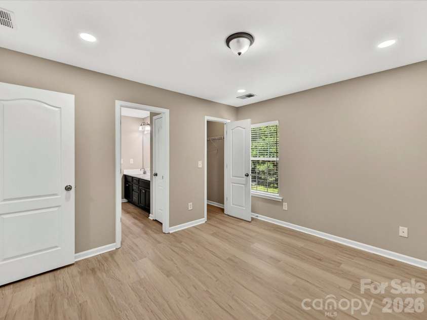 9154 Perseverance Drive, Harrisburg, NC 28075.  MLS# CAR4380403, YatesRealty ID 28372. 