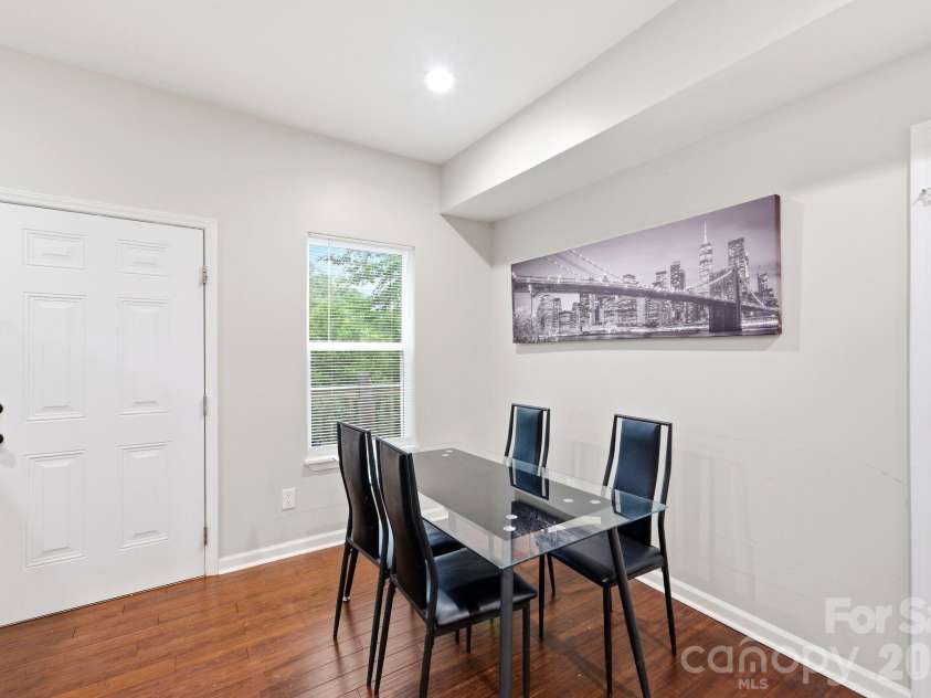 633 Grace Street, Gastonia, NC 28052.  MLS# CAR4387778, YatesRealty ID 28373. 