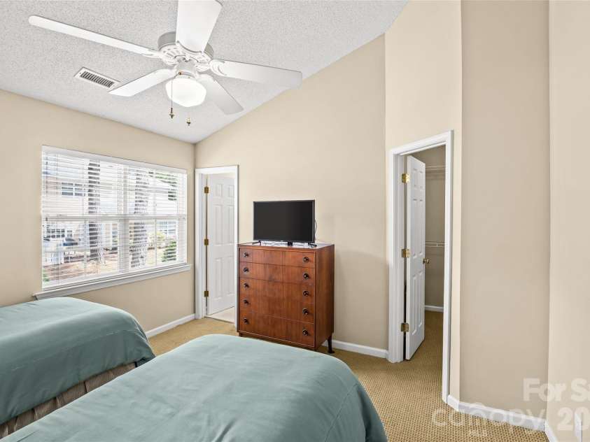 4259 Melrose Club Drive, Matthews, NC 28105.  MLS# CAR4387536, YatesRealty ID 28374. 