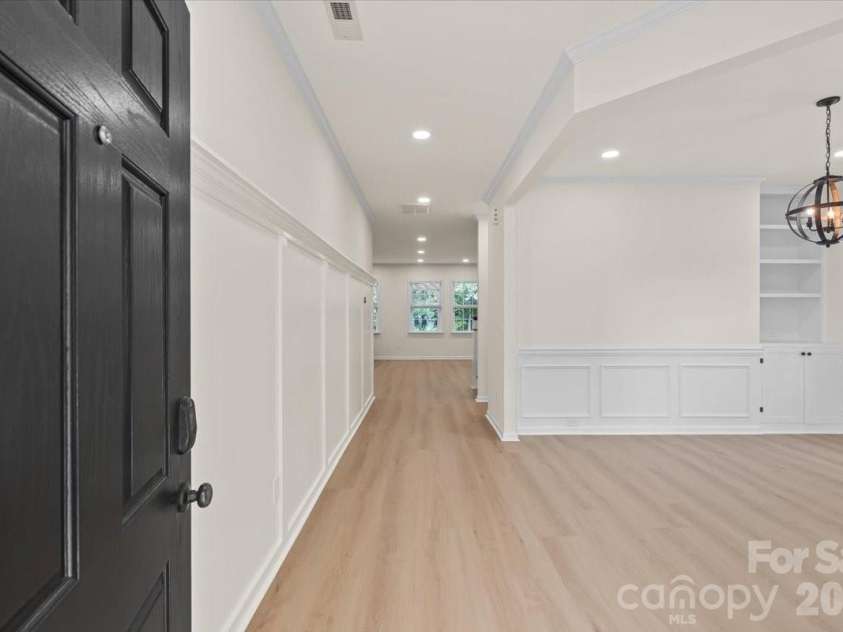 2701 Southern Trace Drive, Waxhaw, NC 28173.  MLS# CAR4388366, YatesRealty ID 28377. 