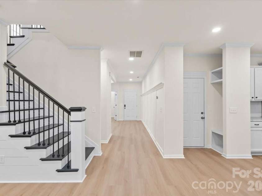 2701 Southern Trace Drive, Waxhaw, NC 28173.  MLS# CAR4388366, YatesRealty ID 28377. 