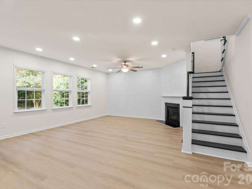 2701 Southern Trace Drive, Waxhaw, NC 28173.  MLS# CAR4388366, YatesRealty ID 28377. 