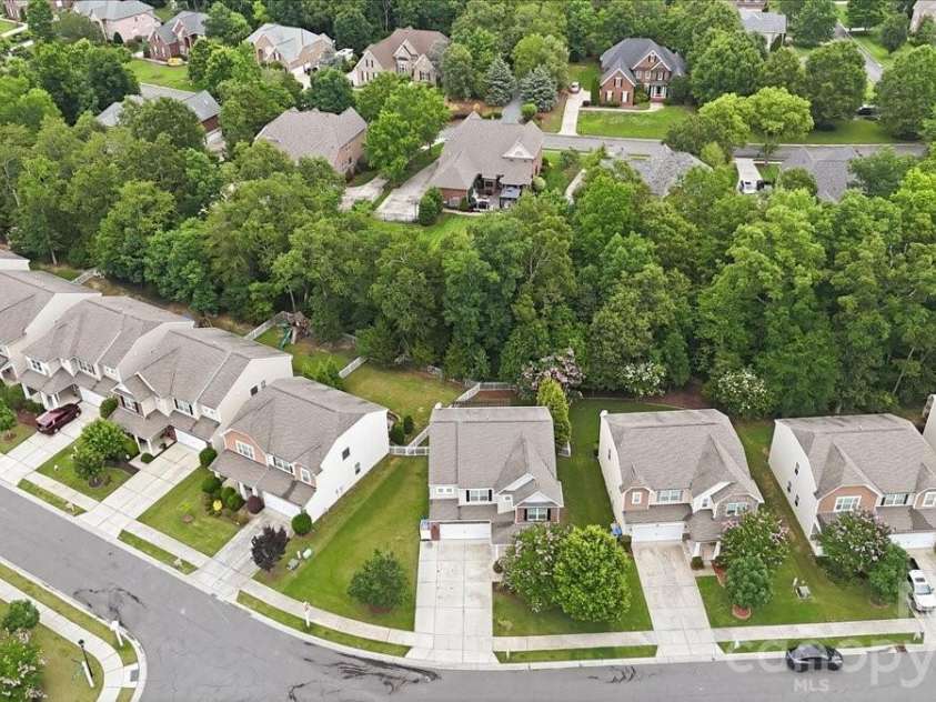 2701 Southern Trace Drive, Waxhaw, NC 28173.  MLS# CAR4388366, YatesRealty ID 28377. 