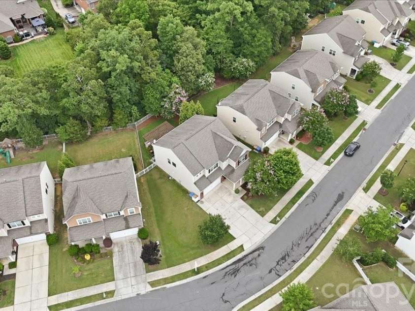 2701 Southern Trace Drive, Waxhaw, NC 28173.  MLS# CAR4388366, YatesRealty ID 28377. 