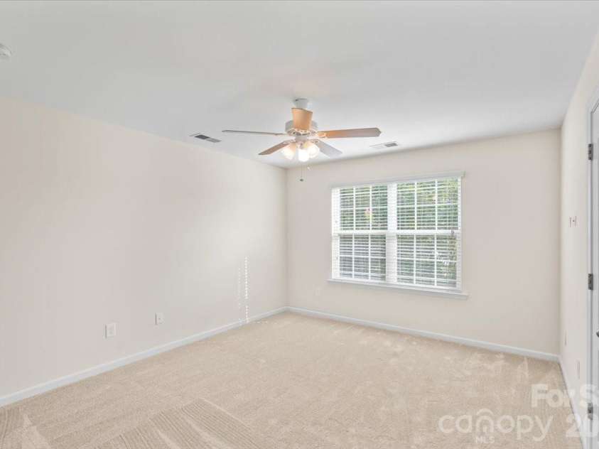 2701 Southern Trace Drive, Waxhaw, NC 28173.  MLS# CAR4388366, YatesRealty ID 28377. 