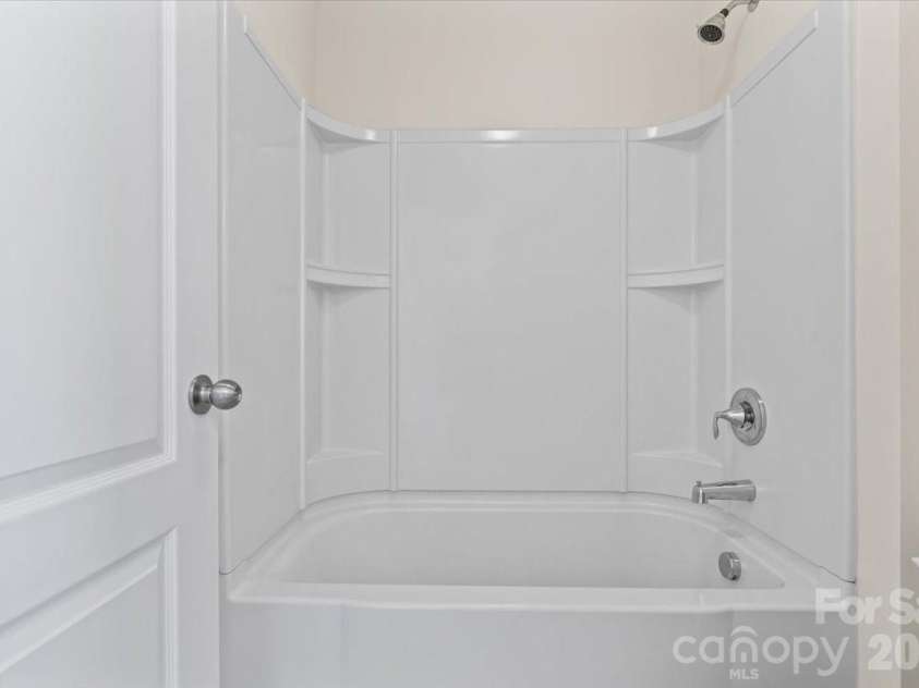 2701 Southern Trace Drive, Waxhaw, NC 28173.  MLS# CAR4388366, YatesRealty ID 28377. 