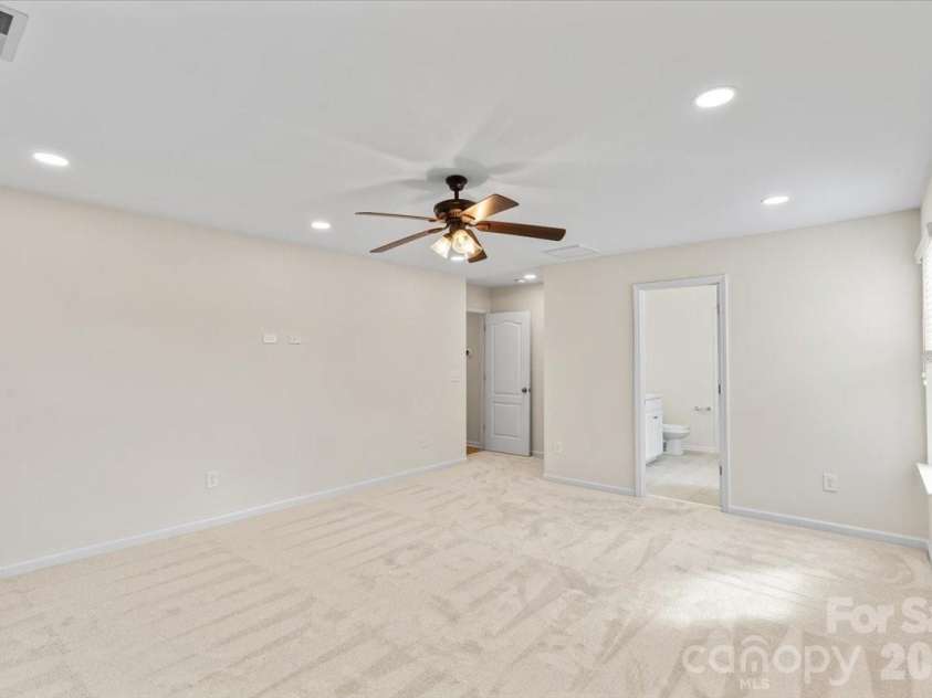 2701 Southern Trace Drive, Waxhaw, NC 28173.  MLS# CAR4388366, YatesRealty ID 28377. 