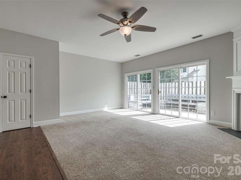 3186 Mannington Drive, Charlotte, NC 28270.  MLS# CAR4385897, YatesRealty ID 28378. 
