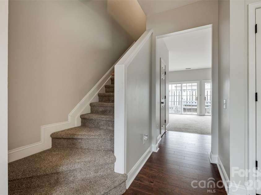 3186 Mannington Drive, Charlotte, NC 28270.  MLS# CAR4385897, YatesRealty ID 28378. 