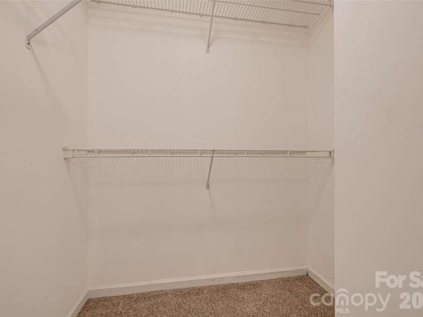 3186 Mannington Drive, Charlotte, NC 28270.  MLS# CAR4385897, YatesRealty ID 28378. 