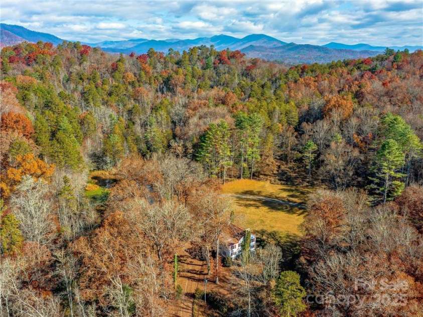 67 Lakeview Drive, Bryson City, NC 28713.  MLS# CAR4235115, YatesRealty ID 2838. 