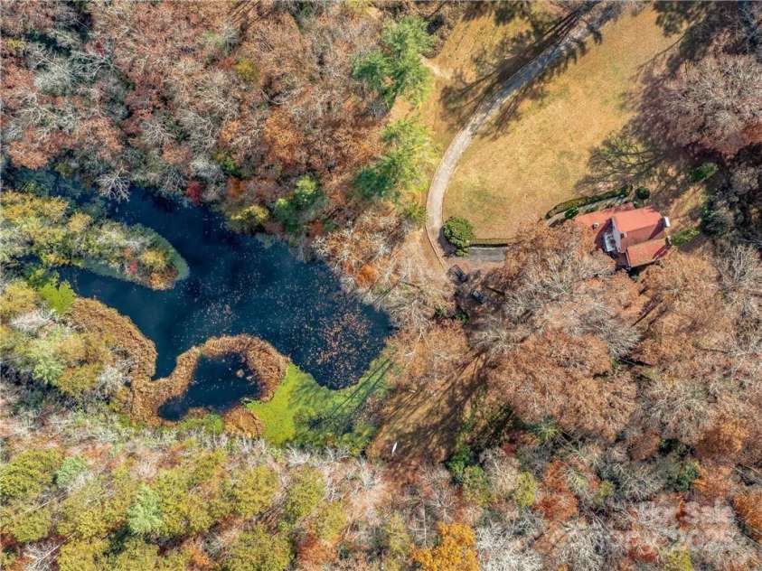 67 Lakeview Drive, Bryson City, NC 28713.  MLS# CAR4235115, YatesRealty ID 2838. 