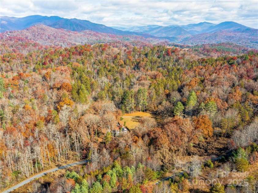 67 Lakeview Drive, Bryson City, NC 28713.  MLS# CAR4235115, YatesRealty ID 2838. 