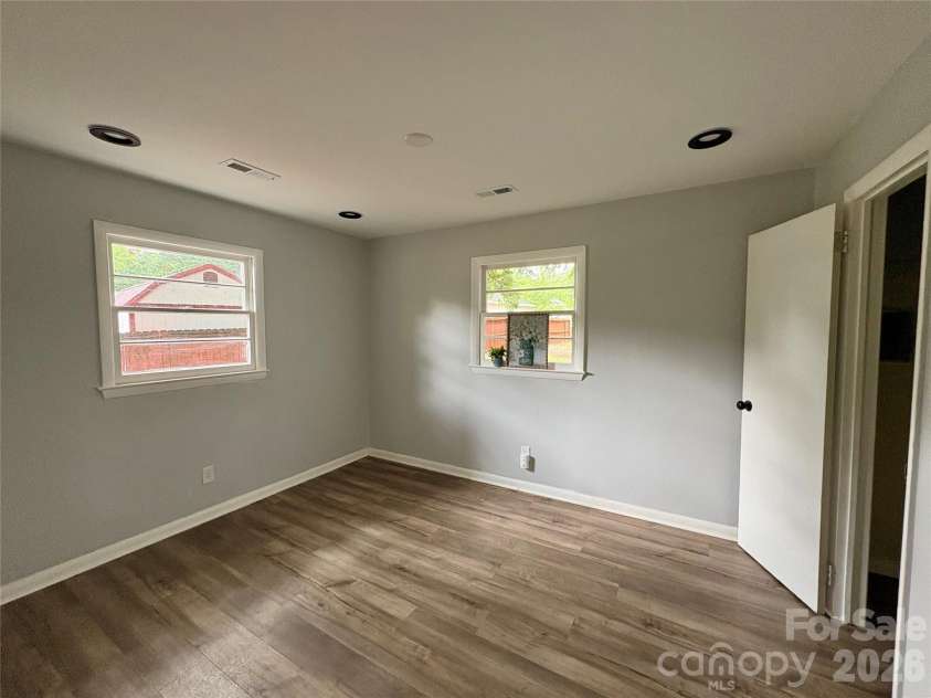 435 Club Drive, Gastonia, NC 28054.  MLS# CAR4385871, YatesRealty ID 28381. 