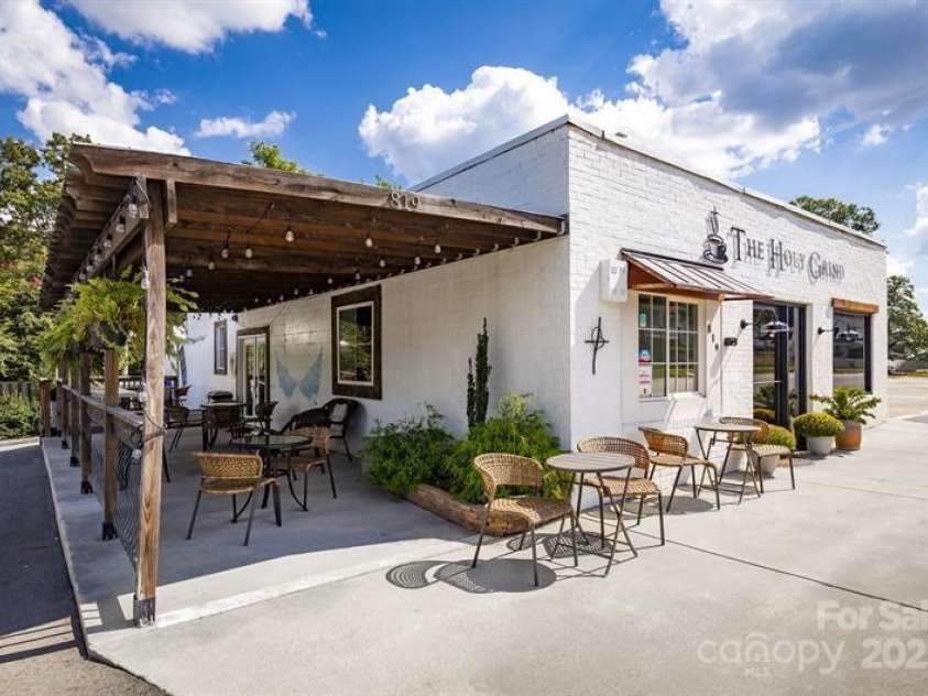 1274 Elm Forest Lane, China Grove, NC 28023.  MLS# CAR4275872, YatesRealty ID 28382. Area Photo - Enjoy a cup of your favorite drink on the way to work