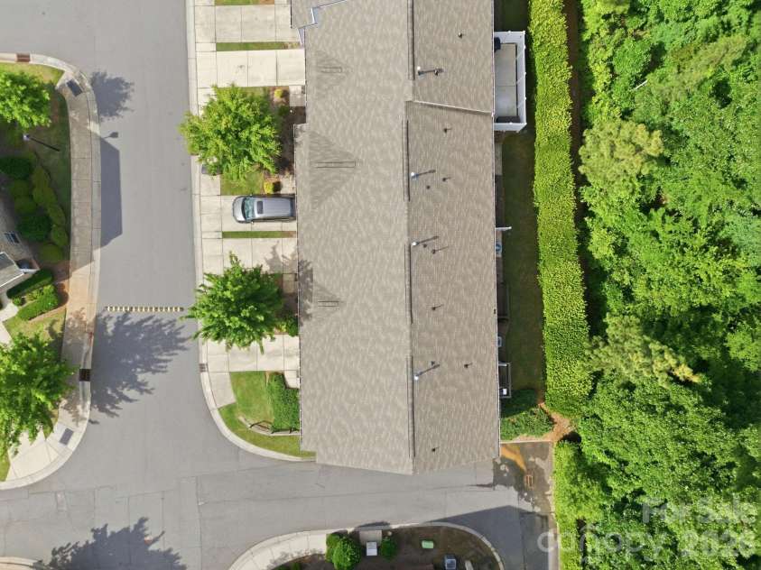 8413 Summerford Drive, Charlotte, NC 28269.  MLS# CAR4386373, YatesRealty ID 28383. 