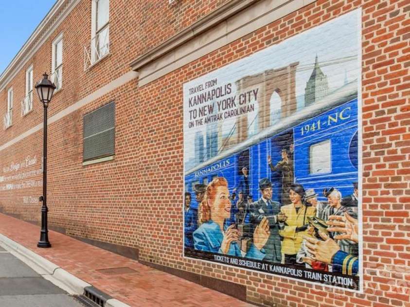 5925 Granbury Drive, Kannapolis, NC 28081.  MLS# CAR4278237, YatesRealty ID 28384. Area Photo - Live a good life