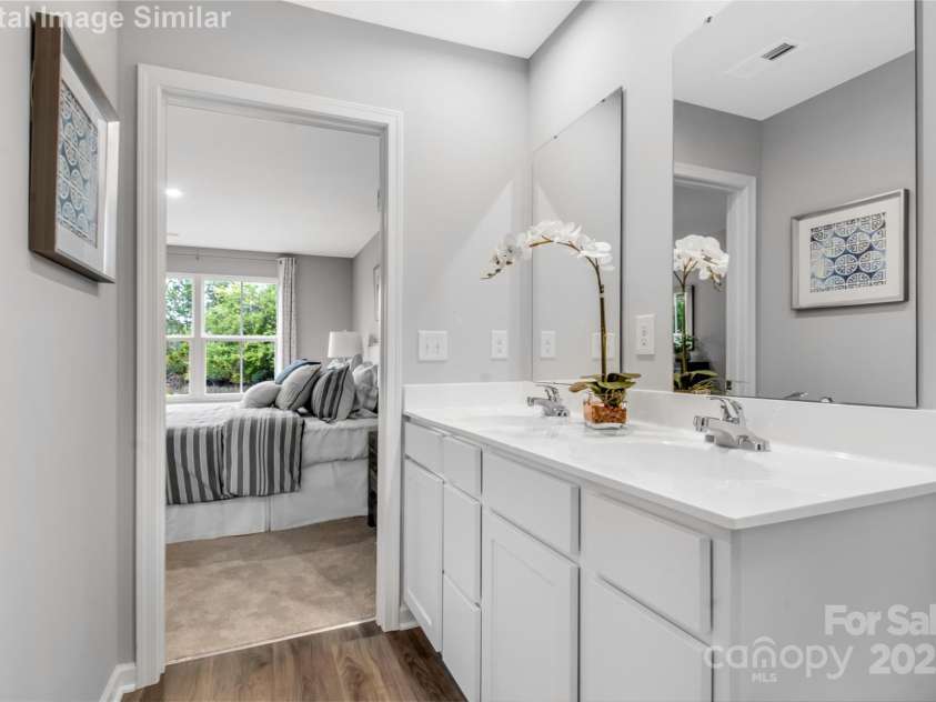 5925 Granbury Drive, Kannapolis, NC 28081.  MLS# CAR4278237, YatesRealty ID 28384. Primary Bathroom