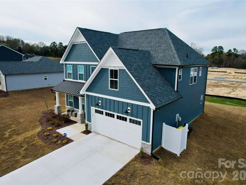 3045 Swallowtail Lane, Kannapolis, NC 28083.  MLS# CAR4410162, YatesRealty ID 28385. 