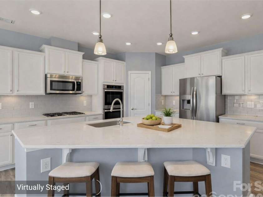4048 Home Grown Way, Lake Wylie, SC 29710.  MLS# CAR4359187, YatesRealty ID 28386. Kitchen - Virtually Staged