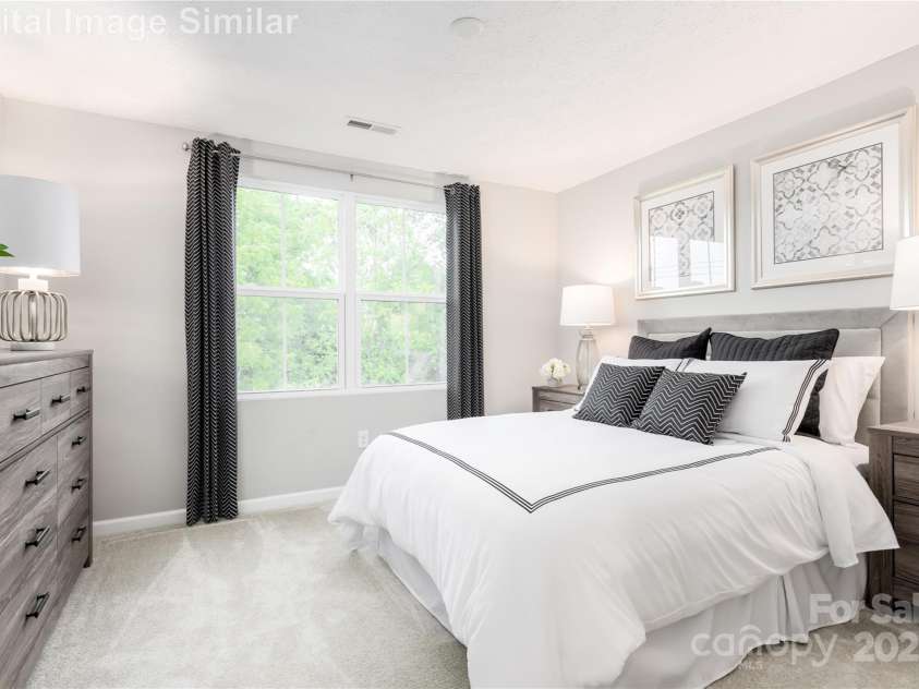 7020 Capstan Terrace, Charlotte, NC 28269.  MLS# CAR4280579, YatesRealty ID 28386. Beautiful Owner's suite with Large Closet