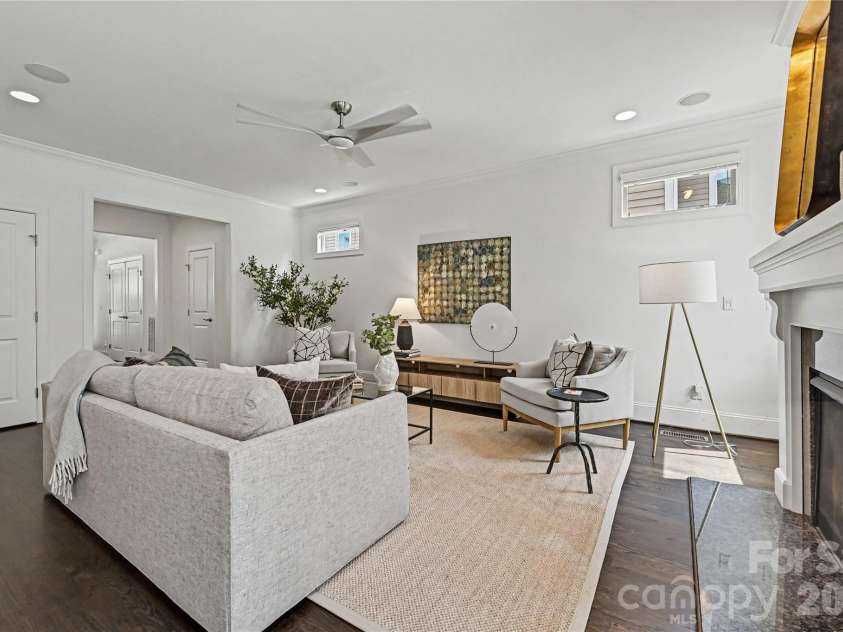 1102 Yale Place, Charlotte, NC 28209.  MLS# CAR4362015, YatesRealty ID 28387. 