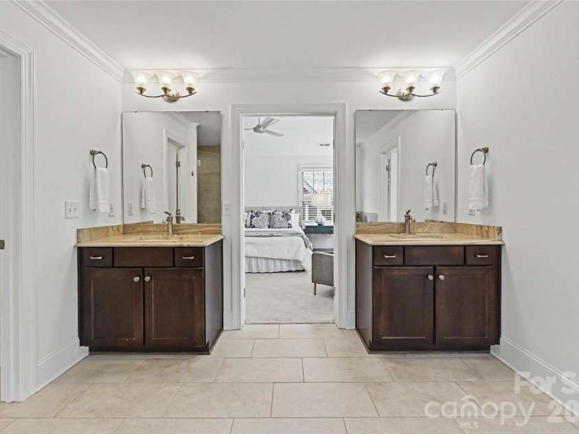 1102 Yale Place, Charlotte, NC 28209.  MLS# CAR4362015, YatesRealty ID 28387. 