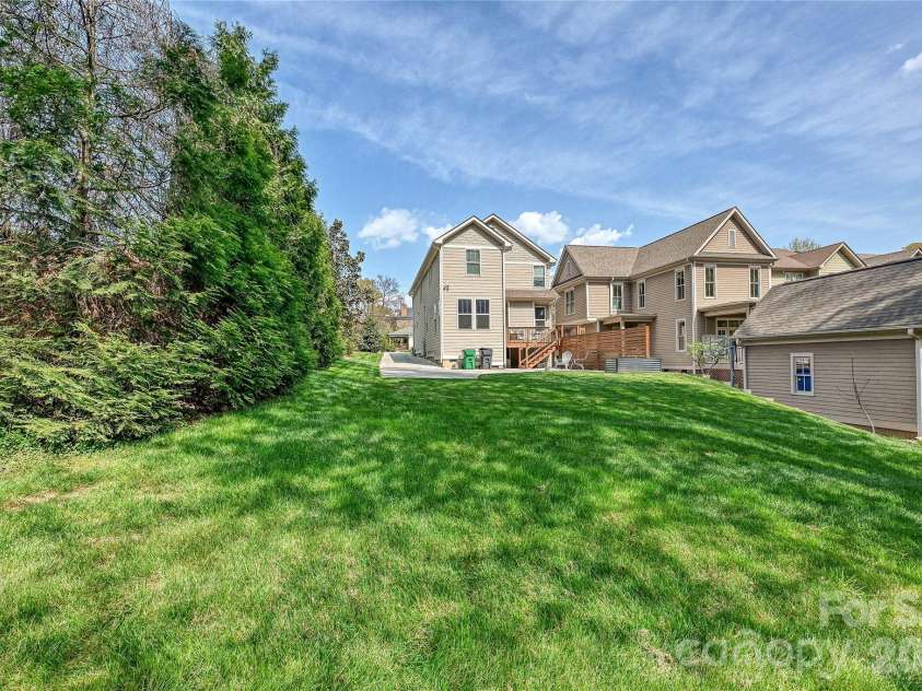 1102 Yale Place, Charlotte, NC 28209.  MLS# CAR4362015, YatesRealty ID 28387. 