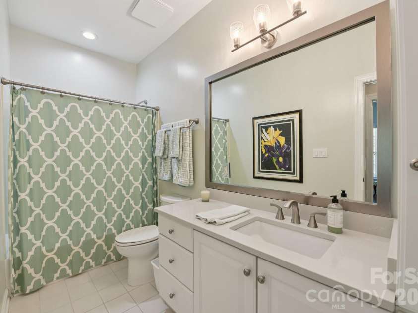 10816 Willow Crossing Drive, Charlotte, NC 28210.  MLS# CAR4362144, YatesRealty ID 28388. 