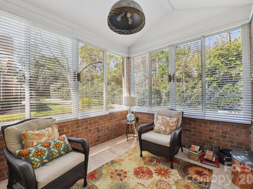 10816 Willow Crossing Drive, Charlotte, NC 28210.  MLS# CAR4362144, YatesRealty ID 28388. 