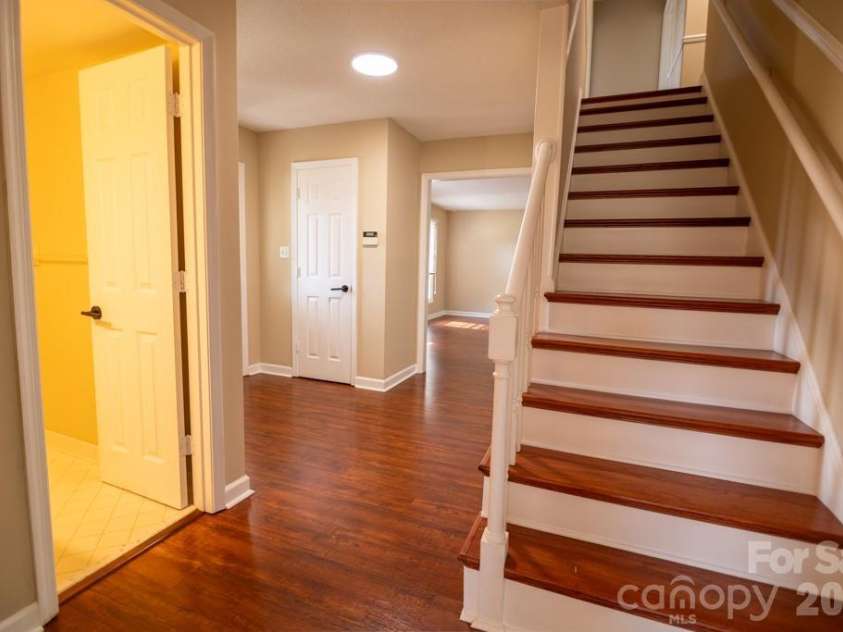 2232 Lawton Bluff Road, Charlotte, NC 28226.  MLS# CAR4366488, YatesRealty ID 28389. 