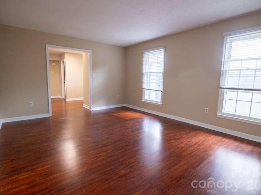 2232 Lawton Bluff Road, Charlotte, NC 28226.  MLS# CAR4366488, YatesRealty ID 28389. 
