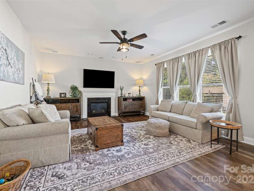 559 Daventry Court, Clover, SC 29710.  MLS# CAR4302068, YatesRealty ID 2839. 