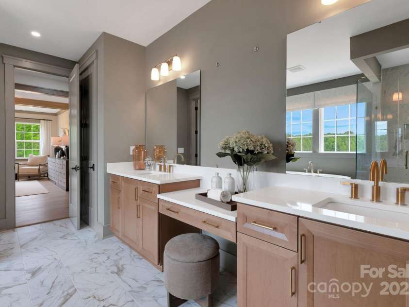 13648 Glennmayes Road, Huntersville, NC 28078.  MLS# CAR4265623, YatesRealty ID 28390. 