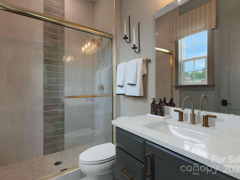 13648 Glennmayes Road, Huntersville, NC 28078.  MLS# CAR4265623, YatesRealty ID 28390. 
