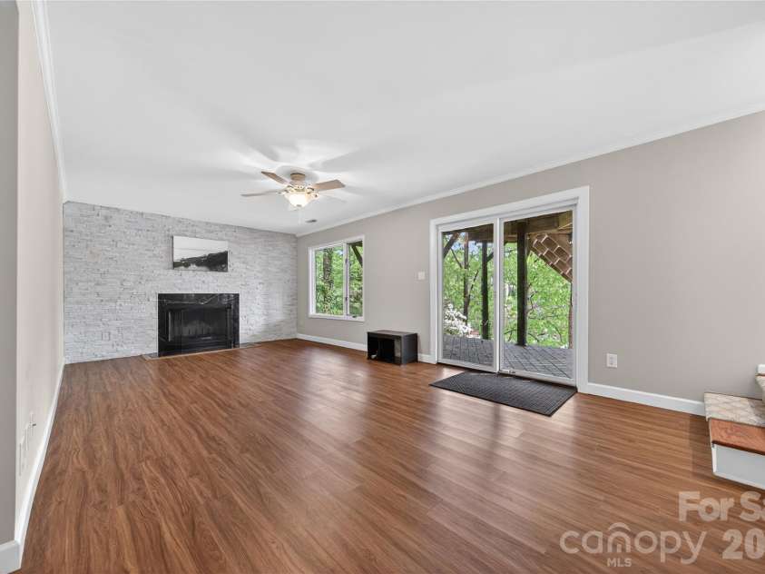 16118 Tana Tea Circle, Tega Cay, SC 29708.  MLS# CAR4368051, YatesRealty ID 28390. Firstplace