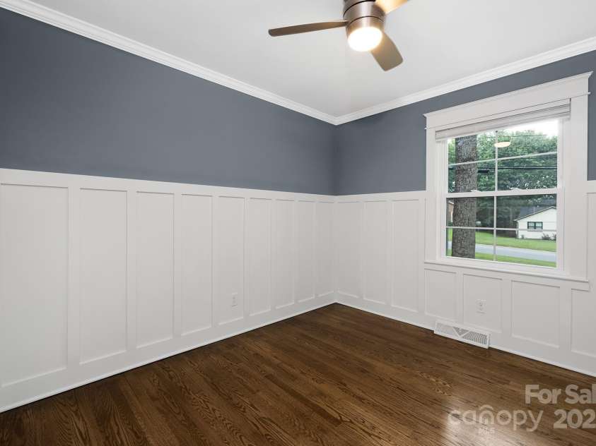 1744 Emerywood Drive, Charlotte, NC 28210.  MLS# CAR4272358, YatesRealty ID 28391. 