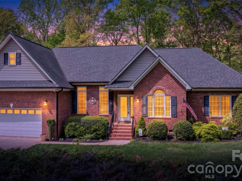 7867 Golf Course Drive, Denver, NC 28037.  MLS# CAR4355635, YatesRealty ID 28391. 