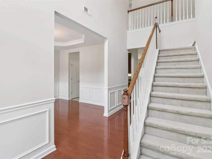 3149 Pine Bluff Way, Fort Mill, SC 29707.  MLS# CAR4280537, YatesRealty ID 28392. Foyer