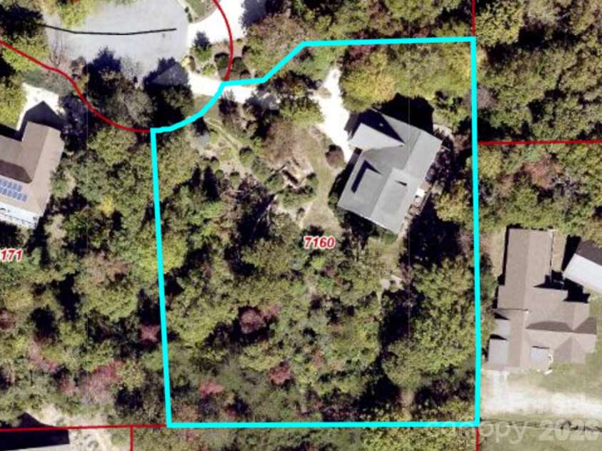 43 Galax Lane, Black Mountain, NC 28711.  MLS# CAR4355417, YatesRealty ID 28393. 