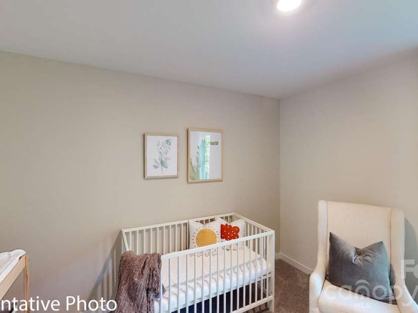 2107 10th Street, Hickory, NC 28602.  MLS# CAR4379350, YatesRealty ID 28394. 